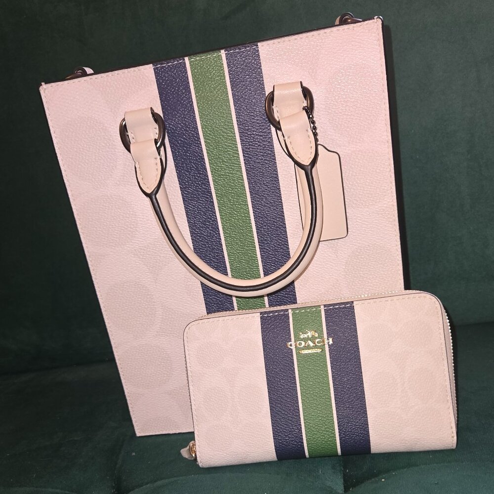 MENS  OR WOMENS  AUTHENTIC COACH DYLAN VARSITY TOTE BAG AND WALLET SET